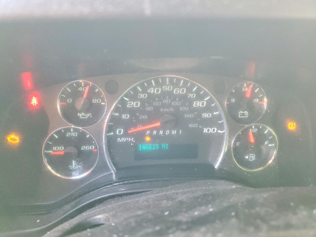 2010 Chevrolet Express 1500 Utility / Service Van