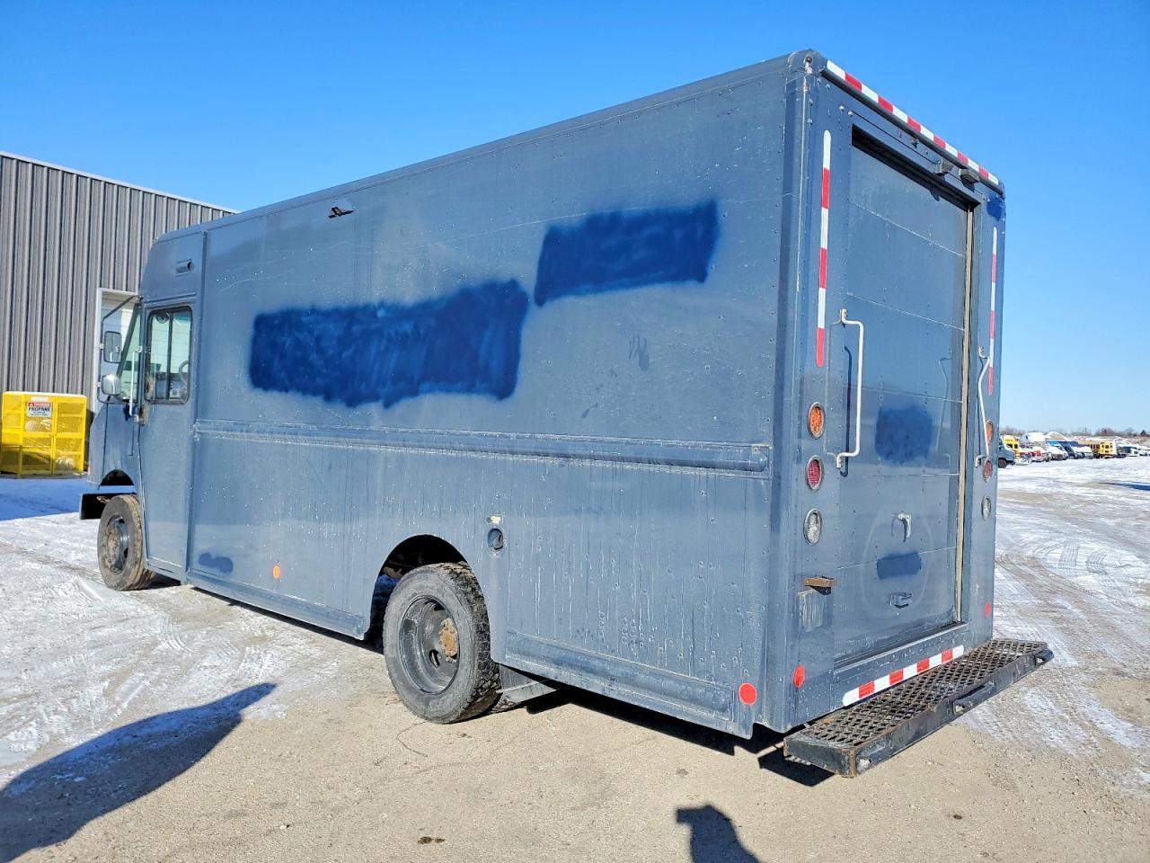 2020 Freightliner MT45G Delivery Truck
