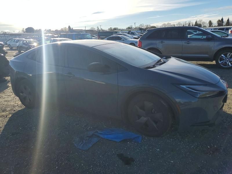 2024 Toyota Prius le