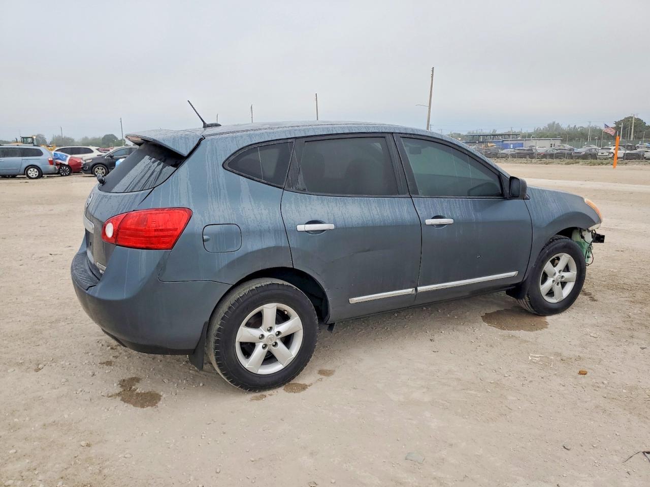 2013 Nissan Rogue s