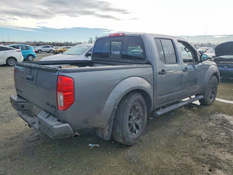 2021 Nissan Frontier s