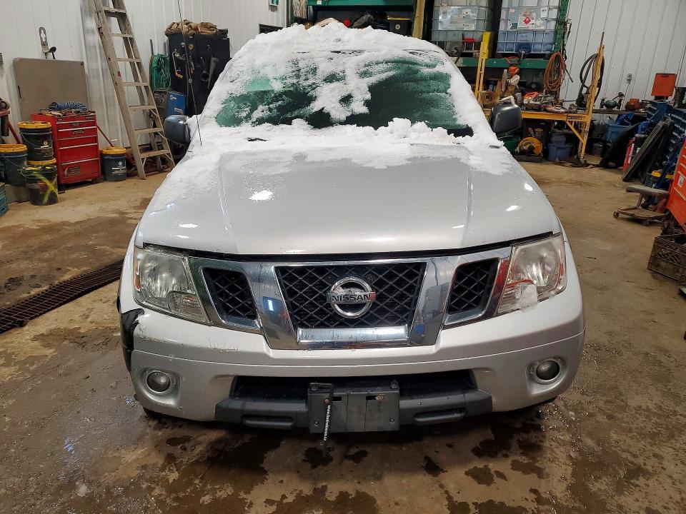 2014 Nissan Frontier sv