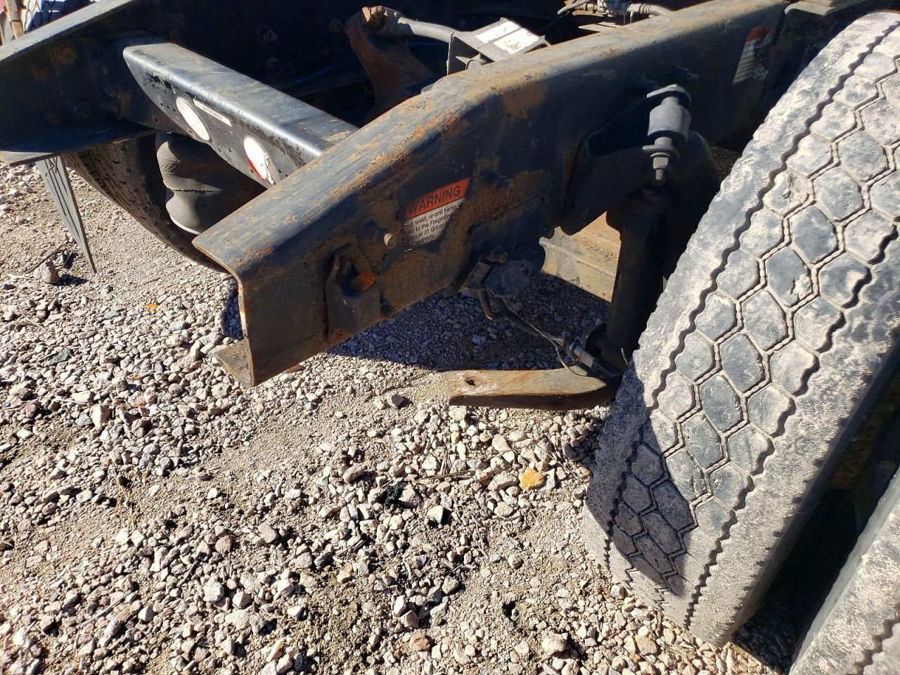 2004 Freightliner Columbia 120 Semi Truck