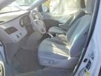 2014 Toyota Sienna le