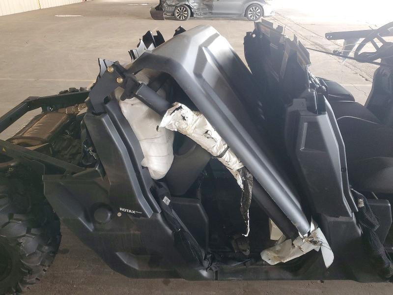 2025 Can-Am Defender-utility Vehicle