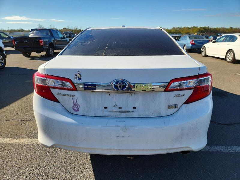 2013 Toyota Camry Hybrid