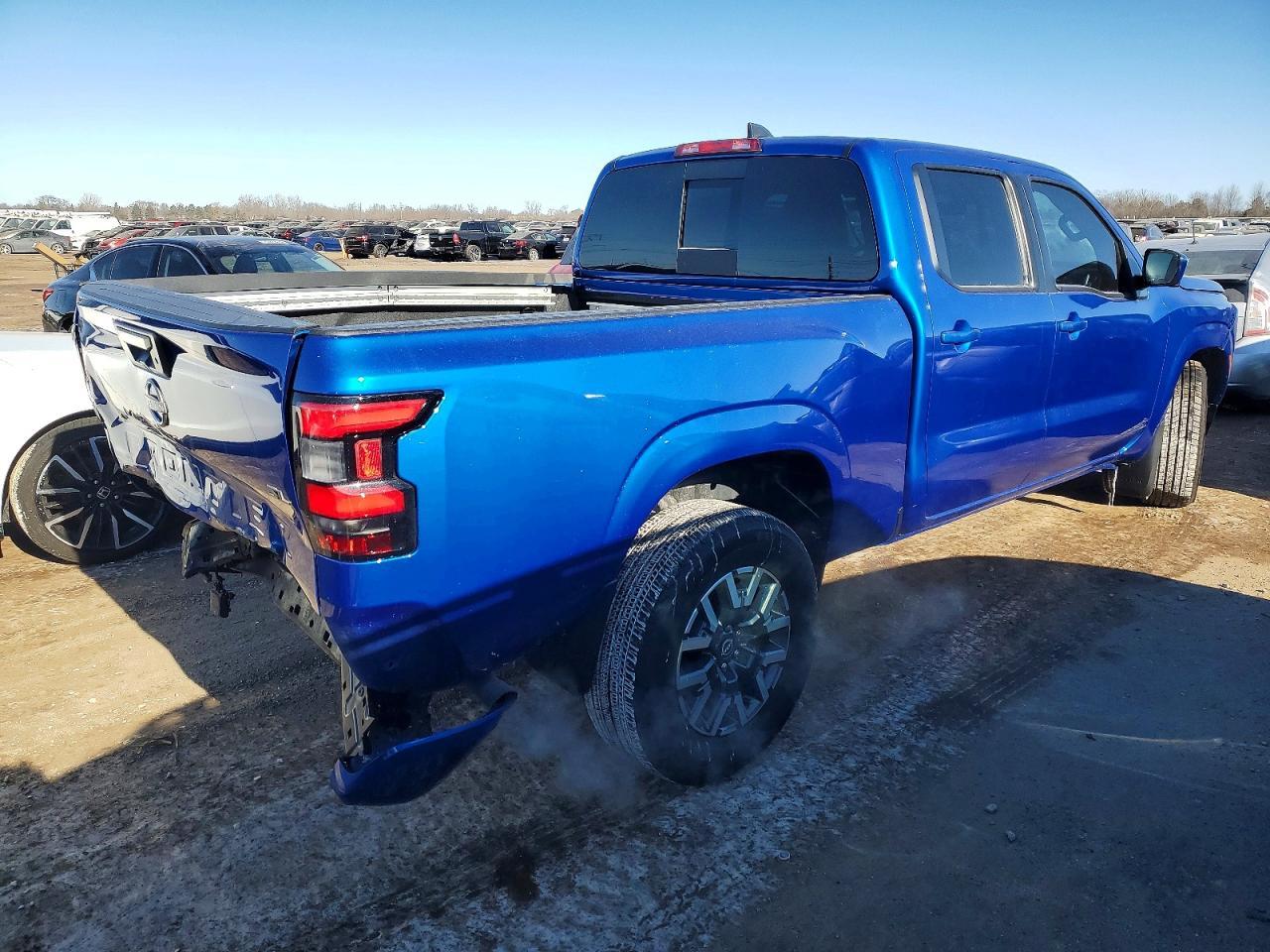2025 Nissan Frontier SL