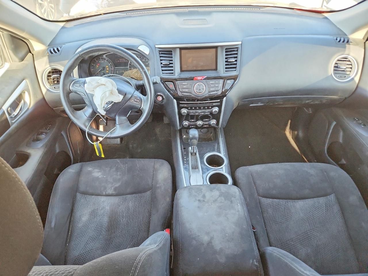 2014 Nissan Pathfinder s