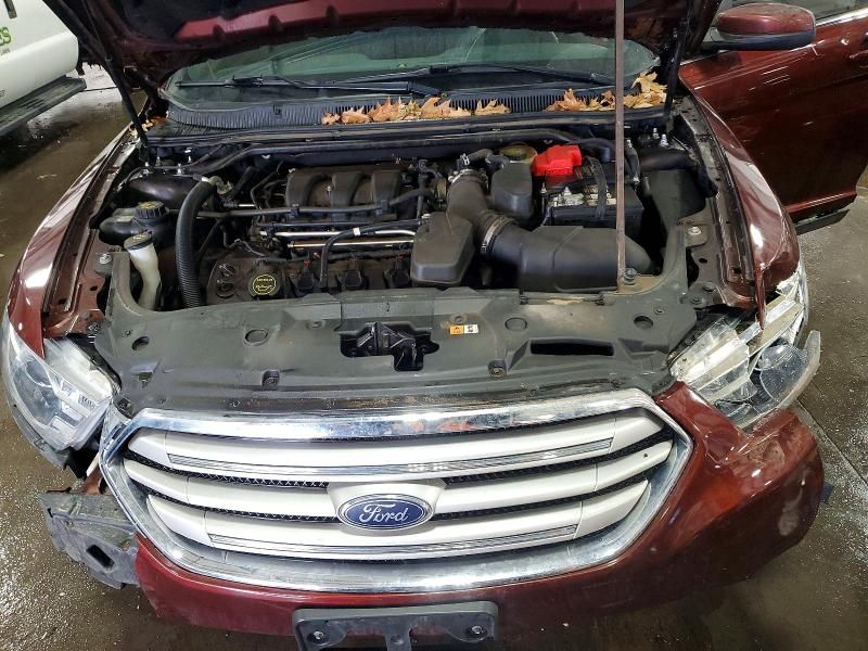 2016 Ford Taurus sel