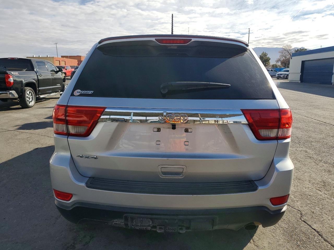 2011 Jeep Grand Cherokee Laredo