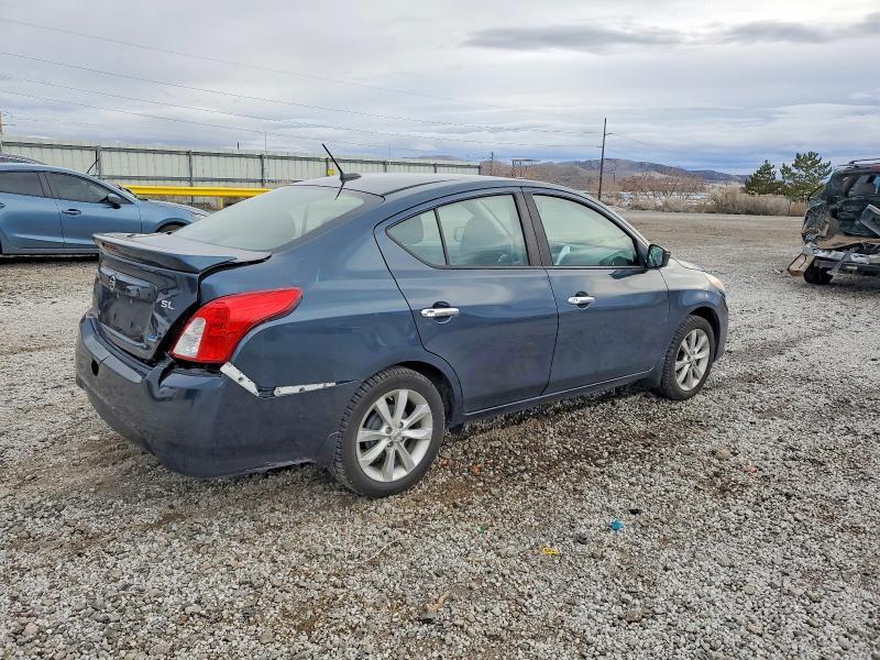 2015 Nissan Versa s