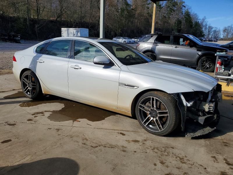 2017 Jaguar Xf Prestige