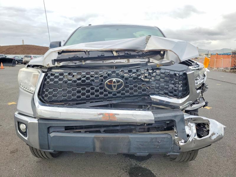 2016 Toyota Tundra Crewmax SR5