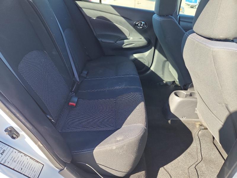 2017 Nissan Versa 1.6 sv