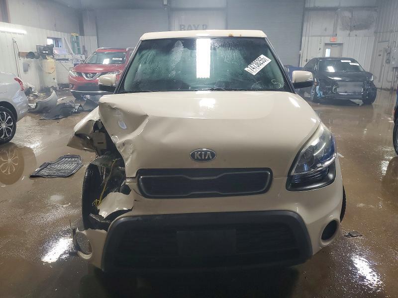 2013 KIA Soul +