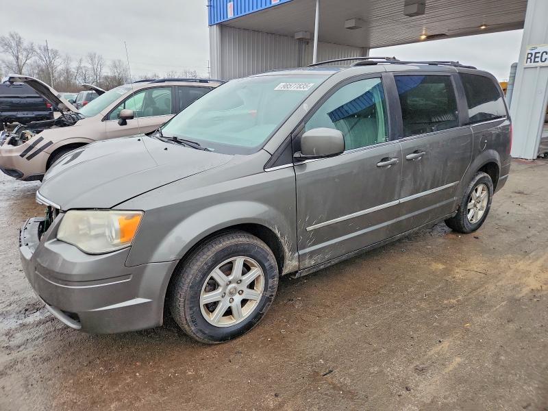 2010 Chrysler Town & Country Touring