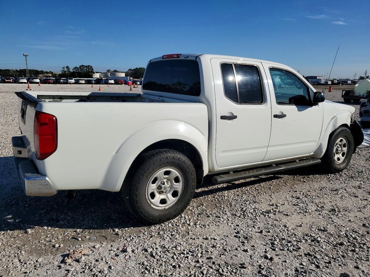 2013 Nissan Frontier s