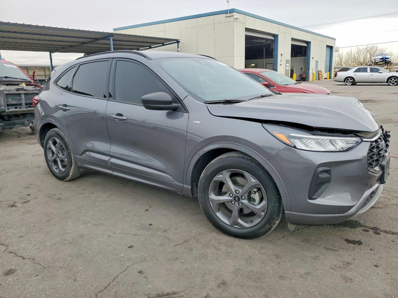 2023 Ford Escape st Line