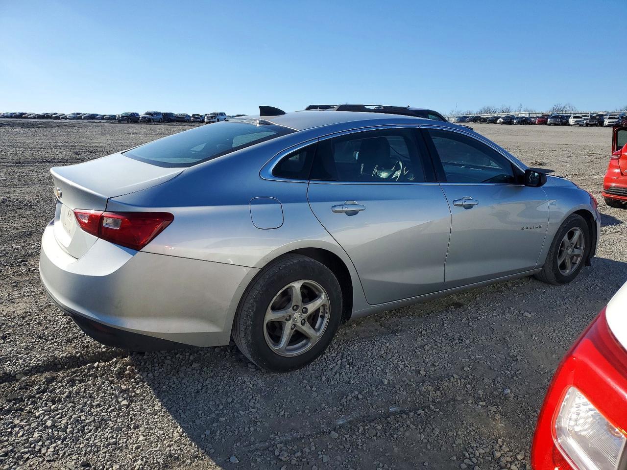 2017 Chev Malibu ls