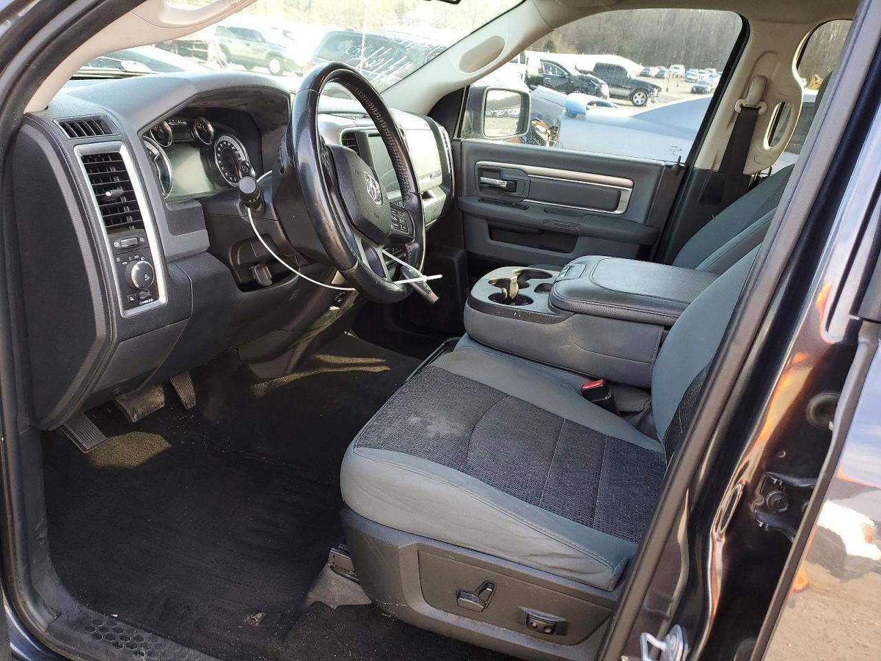 2017 Dodge Ram 1500 slt