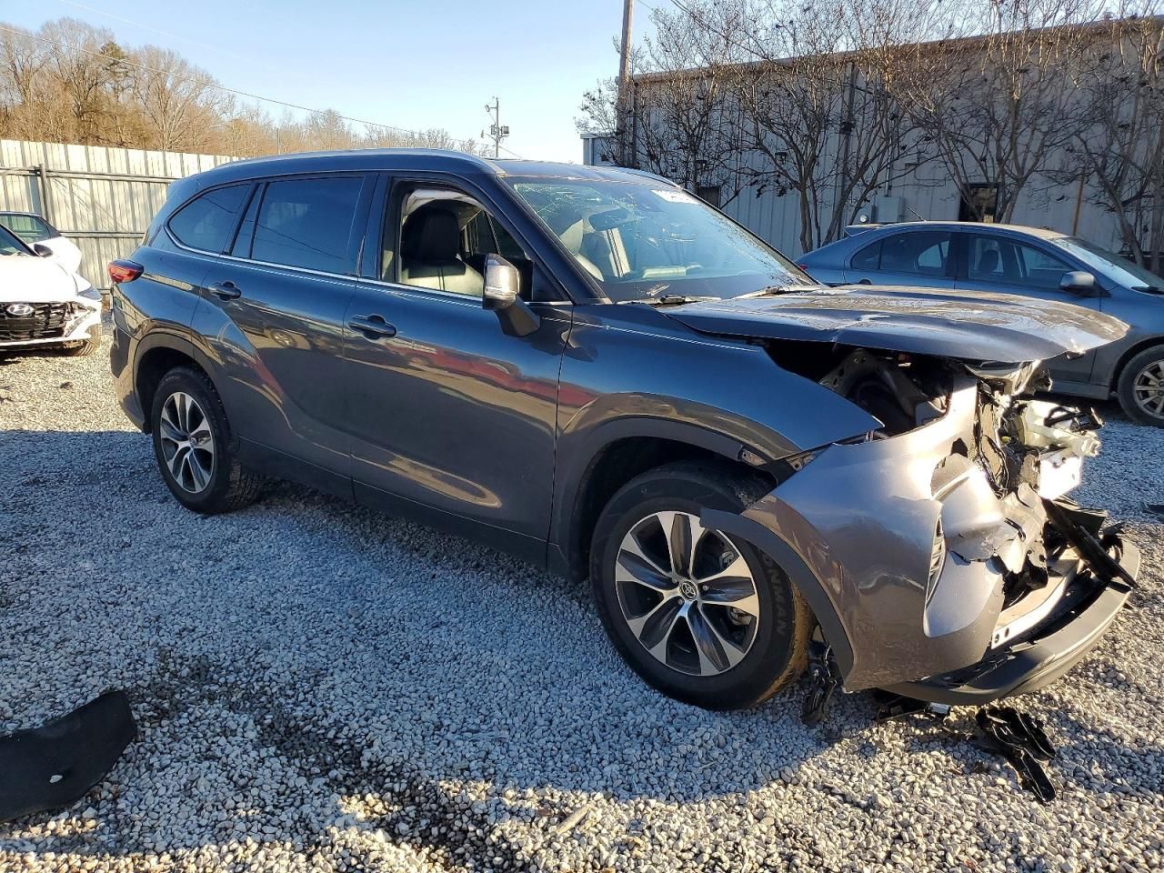 2022 Toyota Highlander xle