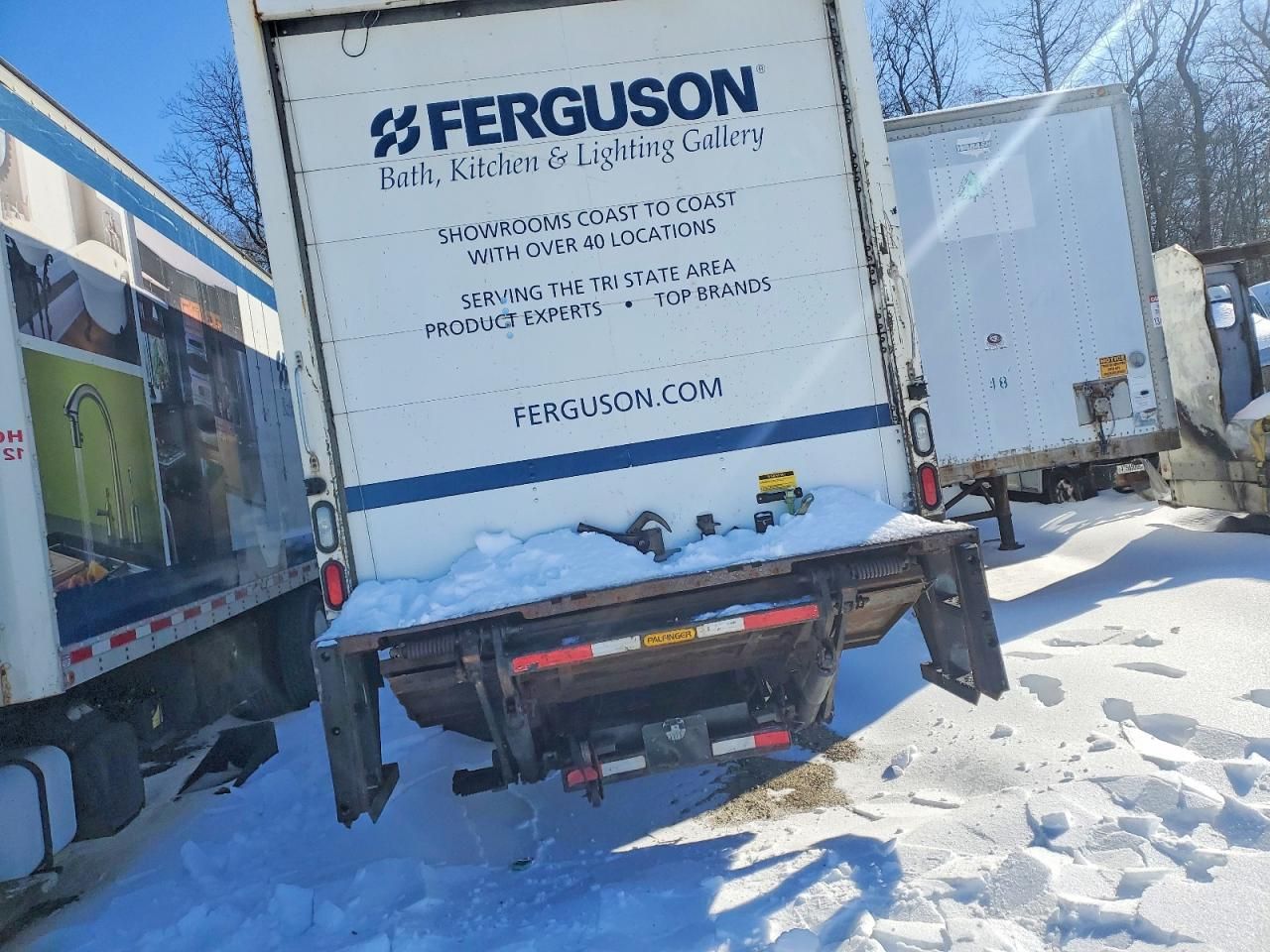 2015 Freightliner Business Class M2 BOX Truck