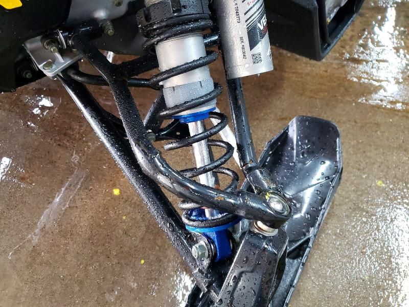 2025 Polaris 650 Indy Matryx xcr