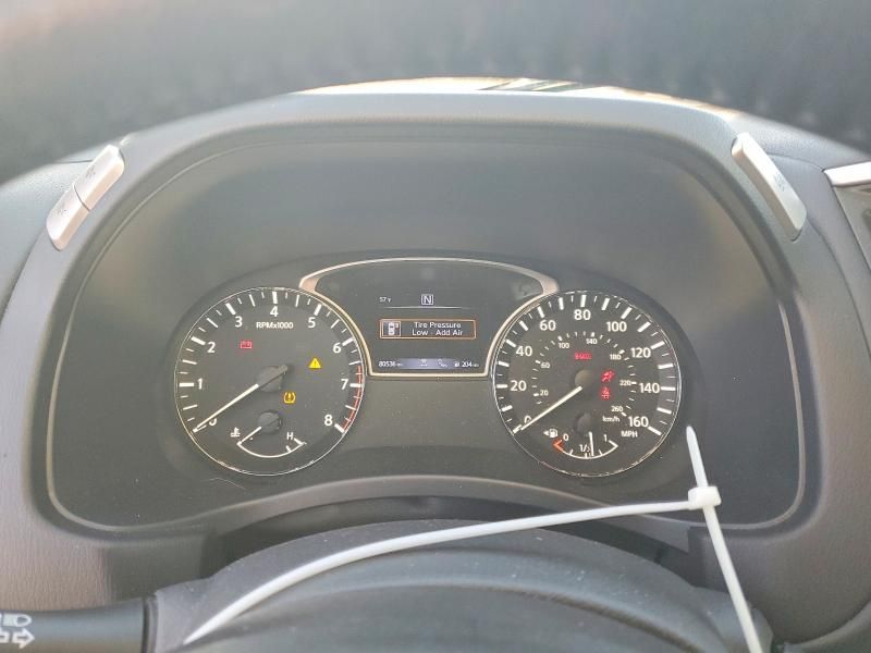 2020 Nissan Pathfinder sv