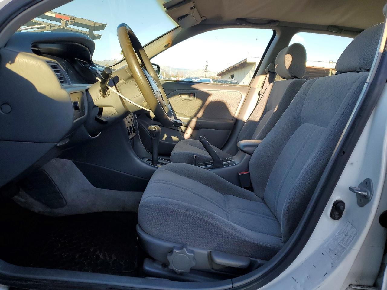2000 Toyota Camry ce