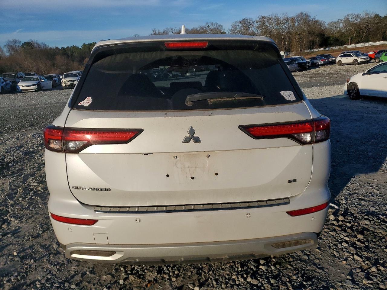 2022 Mitsubishi Outlander se