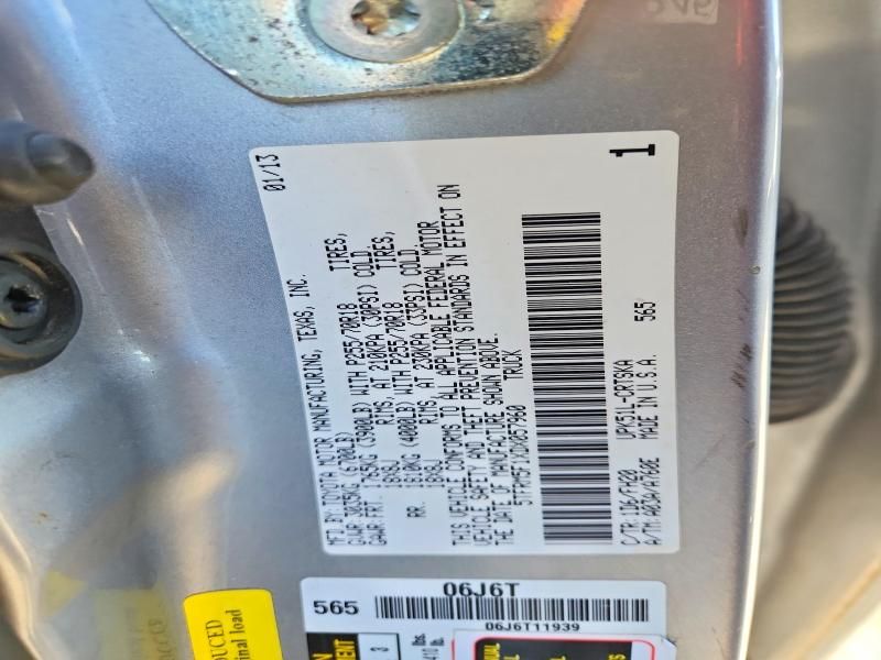 2013 Toyota Tundra Double cab SR5