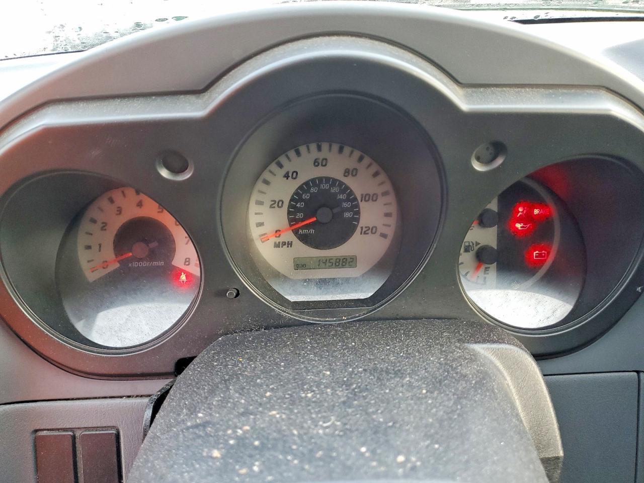 2004 Nissan Frontier King cab xe