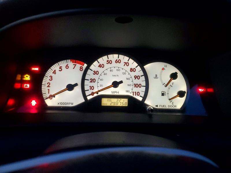 2004 Toyota Corolla ce