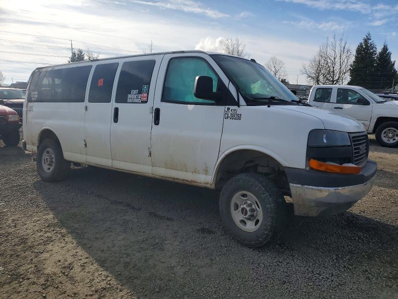 2017 GMC Savana G3500 LS