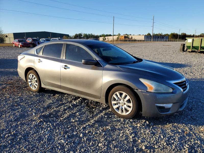 2014 Niss Altima 2.5 s