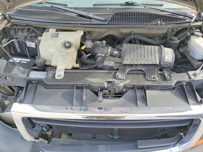 2004 GMC Savana RV G1500