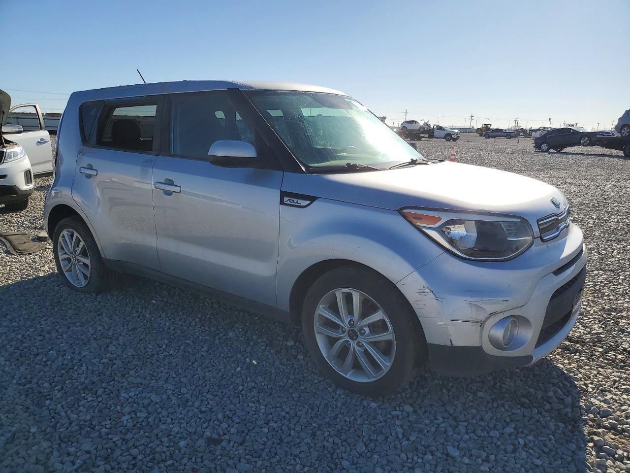 2018 KIA Soul +