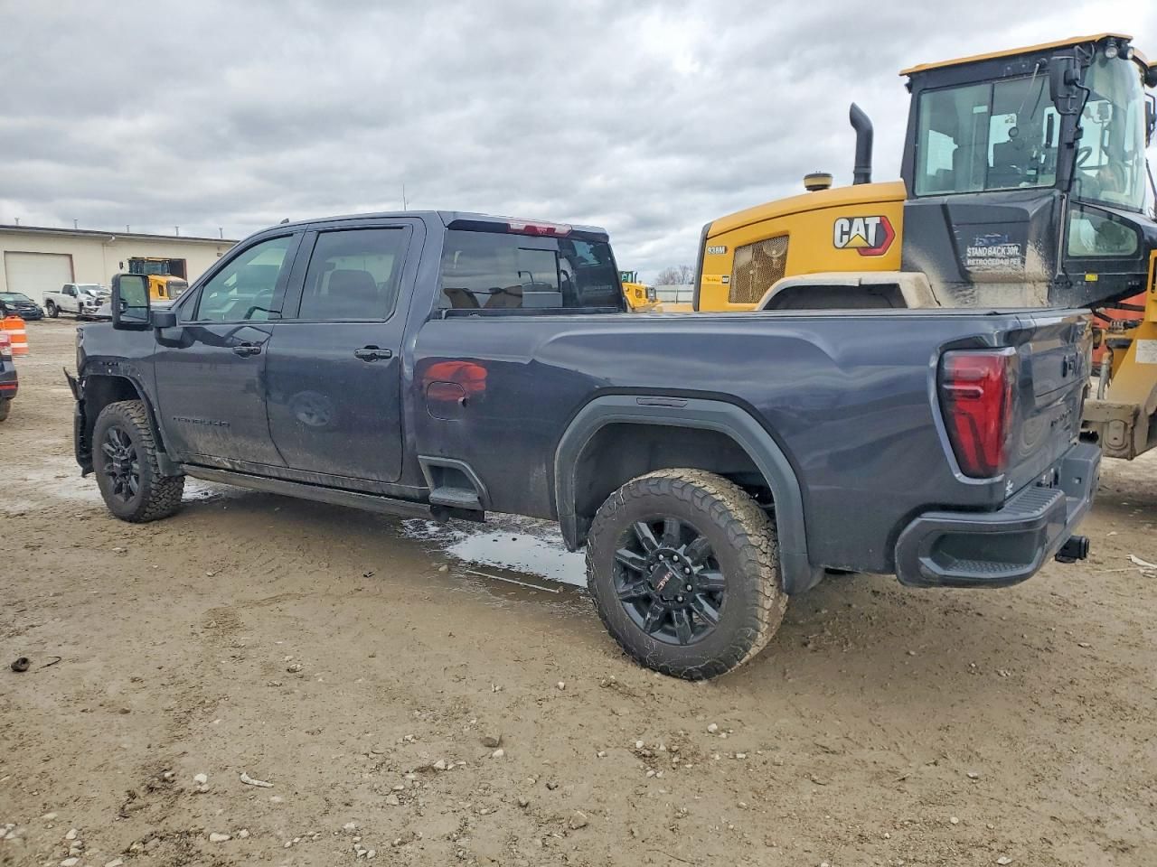 2025 GMC Sierra K3500 Denali