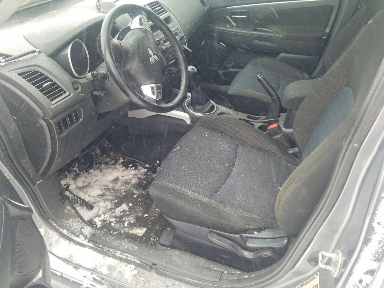 2012 Mitsubishi Rvr se