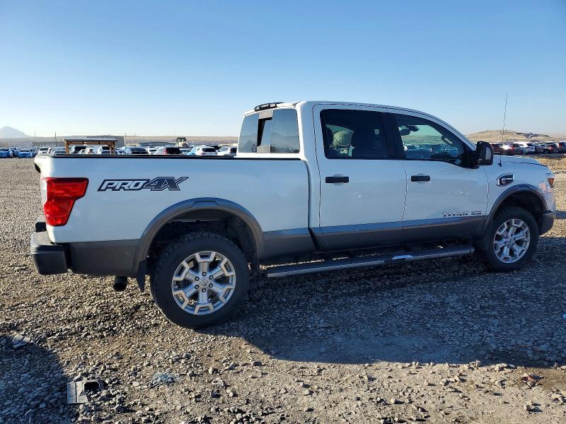 2017 Nissan Titan xd sl