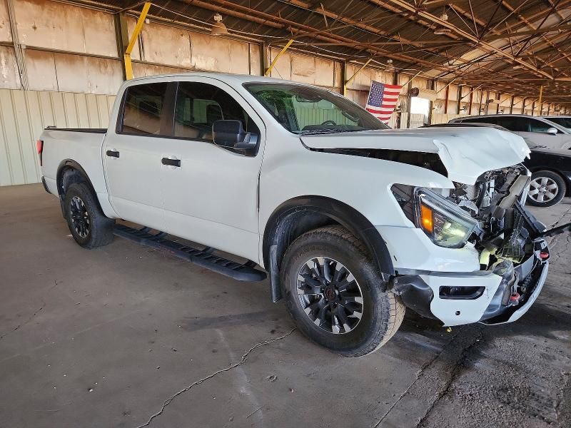 2024 Nissan Titan Pro-4x
