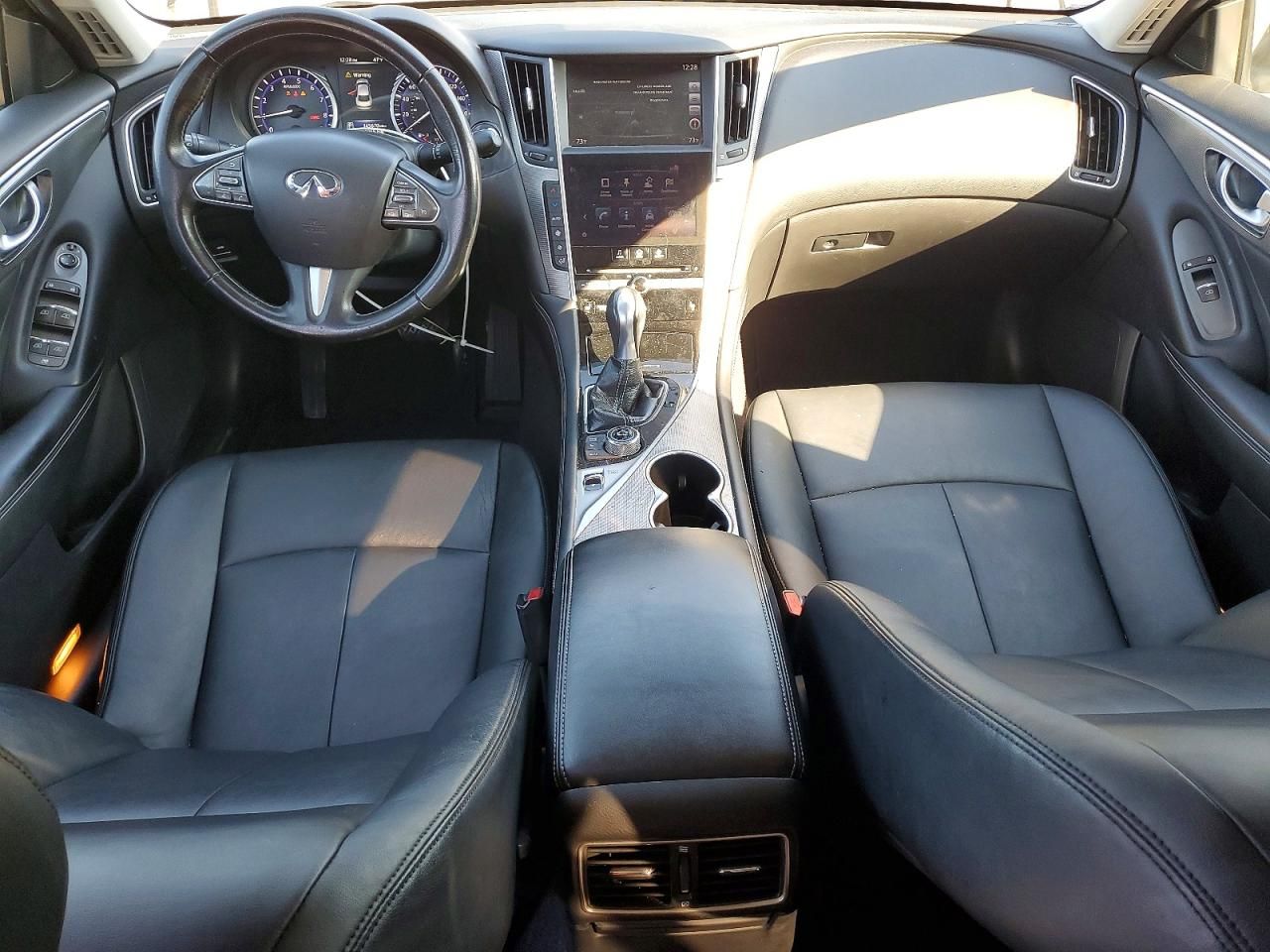 2015 Infiniti Q50 Base