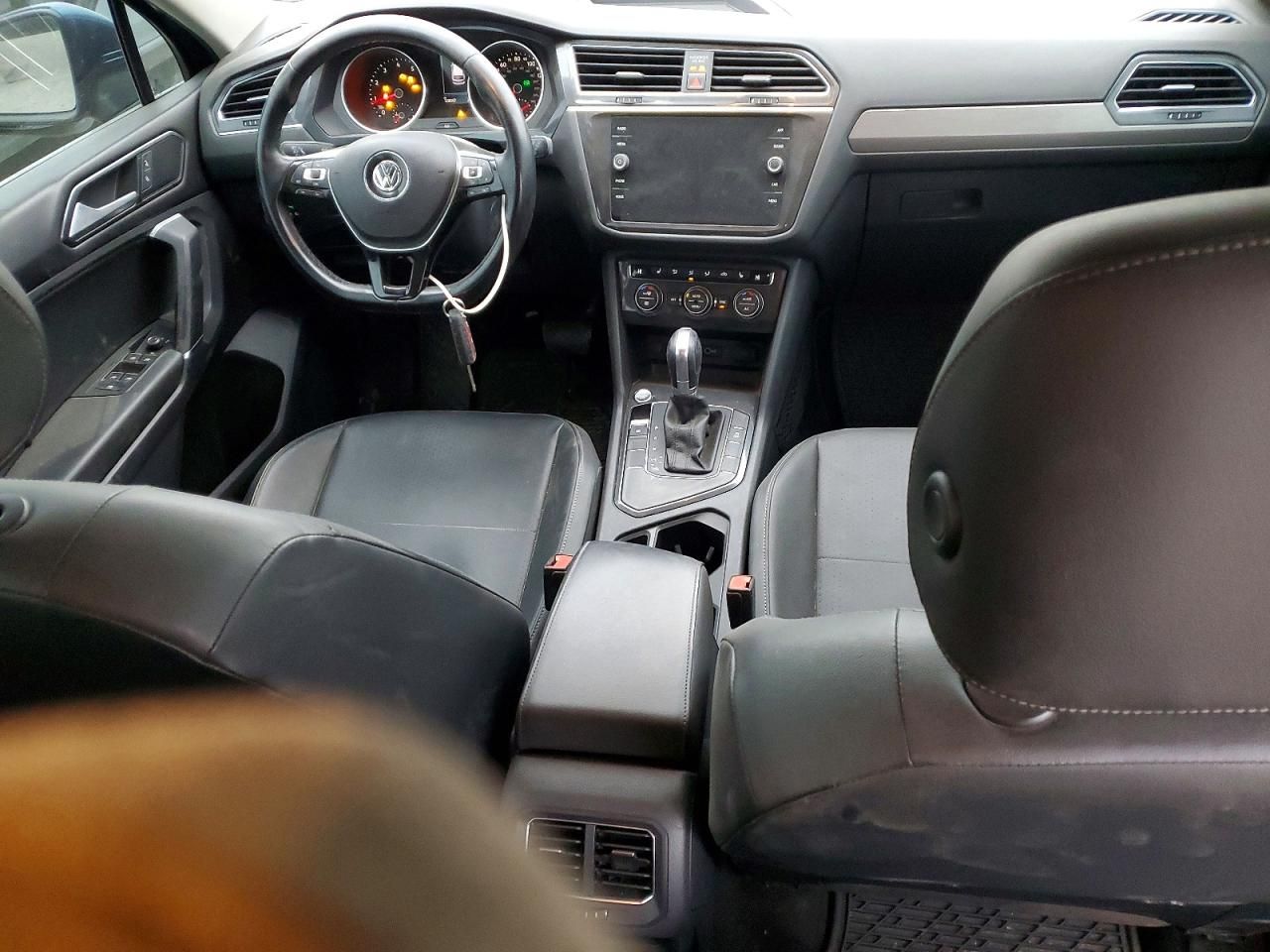 2018 Volkswagen Tiguan se