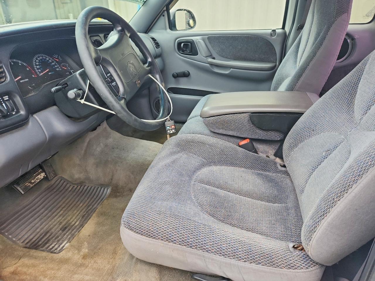 1999 Dodge Dakota