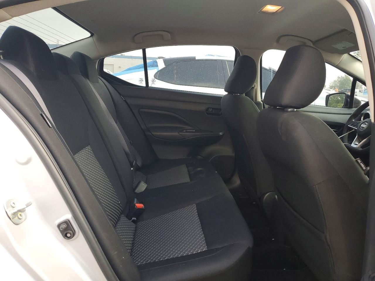 2020 Nissan Versa s
