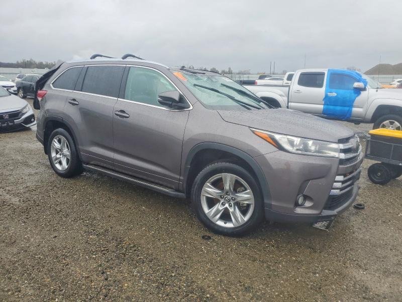 2017 Toyota Highlander Limited
