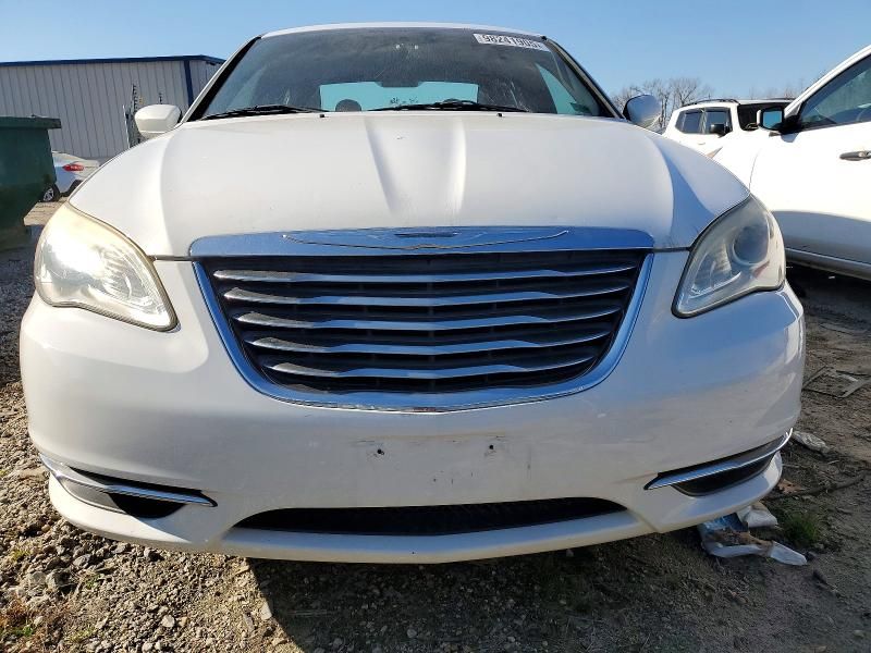 2012 Chrysler 200 lx