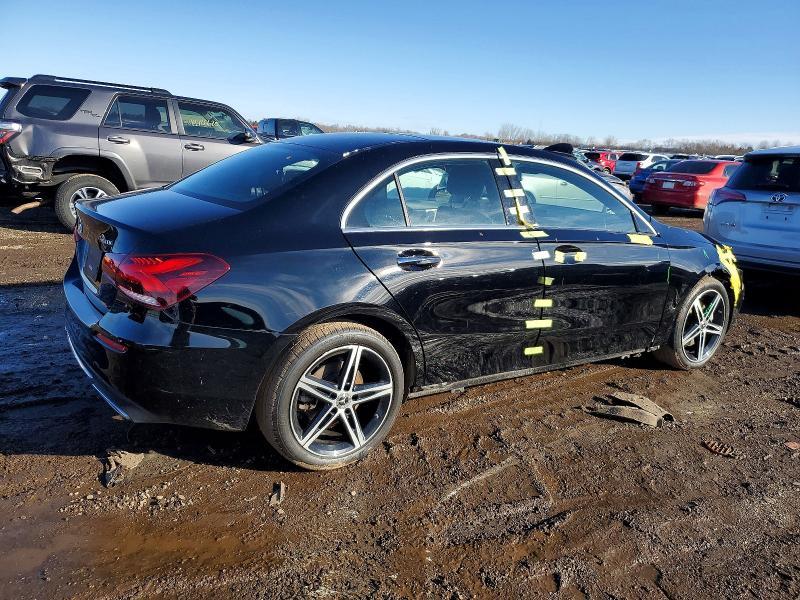 2021 Mercedes-Benz A 220 4matic