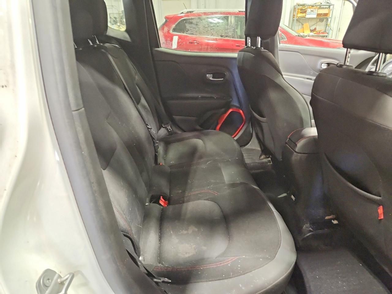 2017 Jeep Renegade Trailhawk