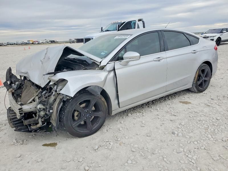 2016 Ford Fusion se
